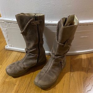 Smoke gray leather boots by Primigi size 30 in kids